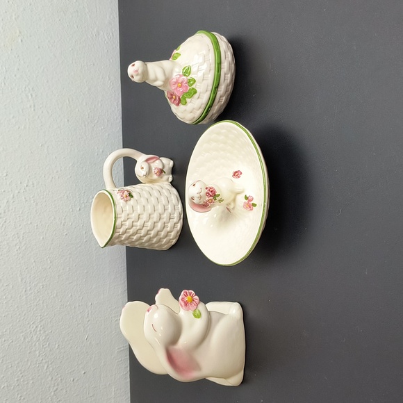 Avon Easter Bunny Set Of 4 Pcs Ceramic Decor - Picture 16 of 17